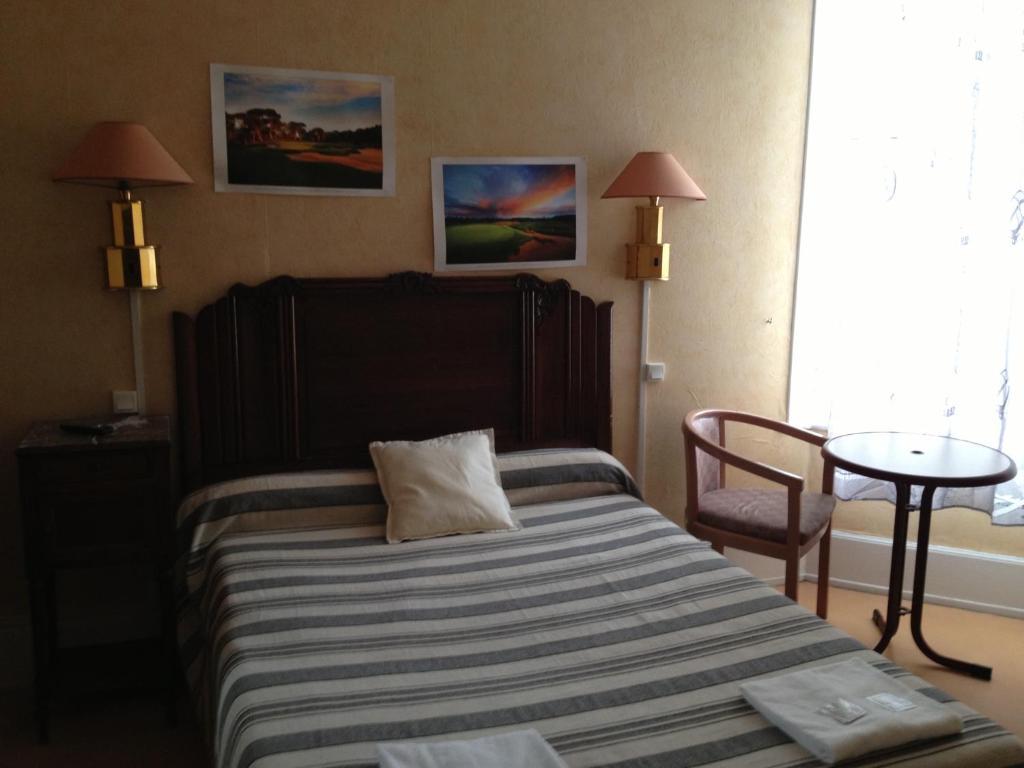 Hotel D'Alsace Reims Room photo